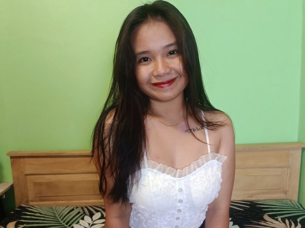 AlonaEstrada