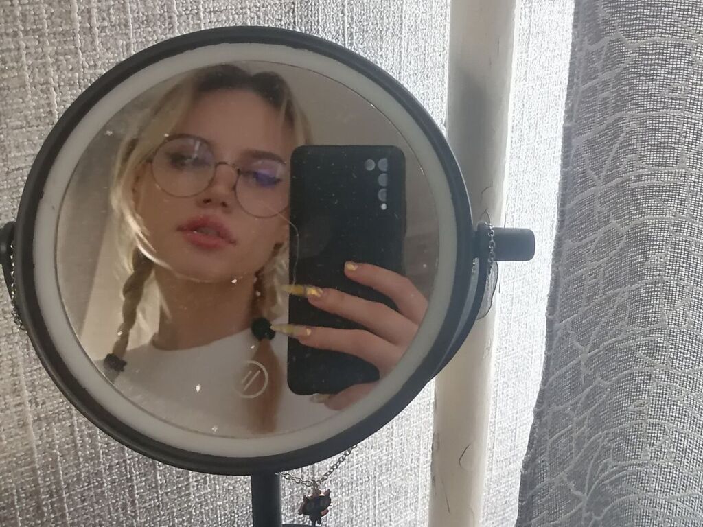 HollyRicker